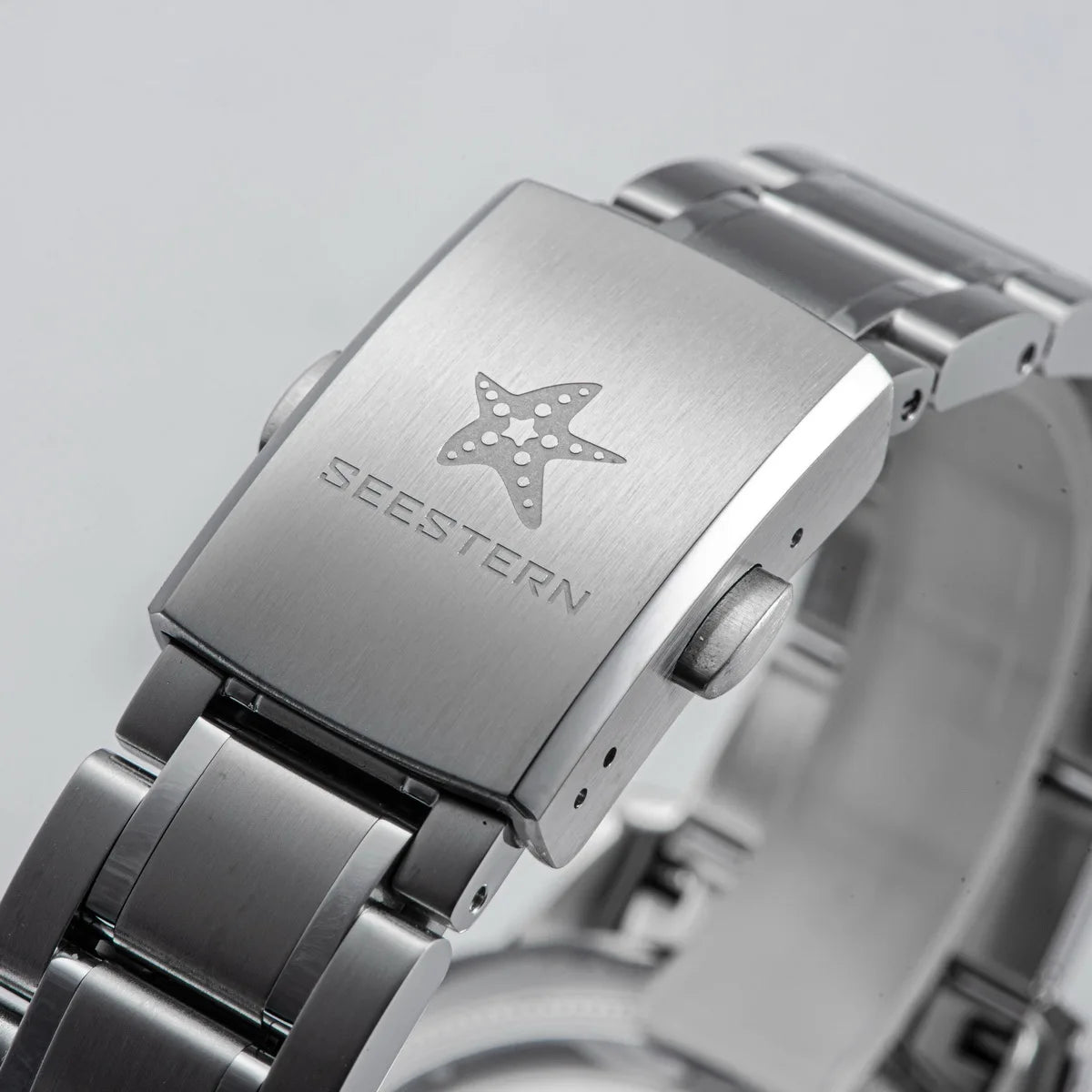 Seesmen Watch